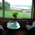 Bed and breakfast Dromcloc House