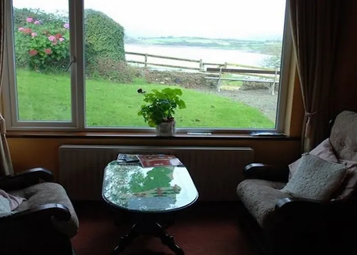 Bed and Breakfast Dromcloc House